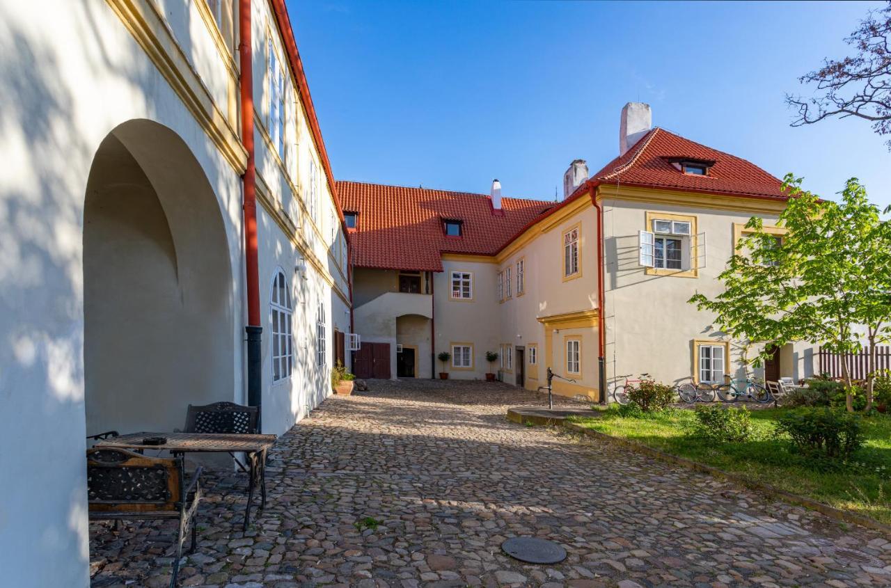 Loreta Hotel Praha Bagian luar foto